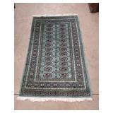 Lovely area carpet. 53" l x 37" w