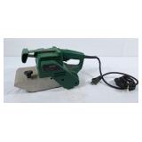 Craftsman 4" x 21" belt sander. No belt. Cord is