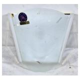 Wall mounted light fixture