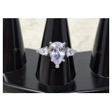 Gorgeous tri stone ring. Size 8.