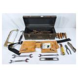 Handyman lot! Tool belt, hack saw, wrenches, Vise