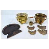 4 stacking brass butterfly ash trays, Asian wood