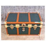 Seward storage trunk