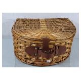 Wicker Picnic Basket w/Blue Plaid Interior