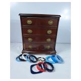 Bombay Company Jewellery Chest w/Plastic Bangle
