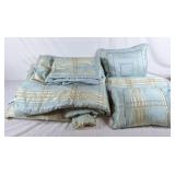 Whole home comforter set. 92' x 96'