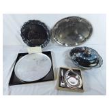 Silhouette Canadian Original' round metal serving