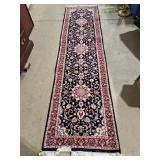Hallway rug - 29'ï¿½115'