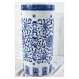 Chinese blue and white porcelain cylinder vase