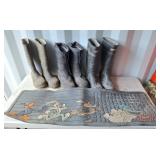Road runner rubber mat and boots Sizes 10, 11, 12