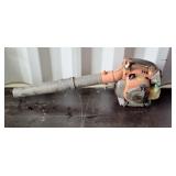 Husqvarna 125BV gas leaf blower