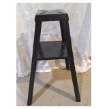 Metal tool stand