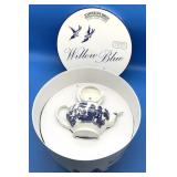 New English Blue & White Tea Set In Round Box