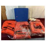 3 Personal Flotation Devices FPD