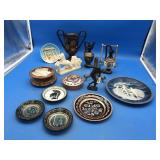 Greek Artist & Souvenir Items