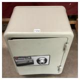 Heavy Duty Sentry Safe with Combination