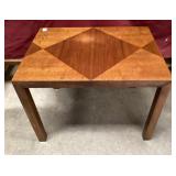 Gorgeous Vintage Lane Table with Inlaid Wood