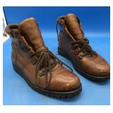 Beautiful Pair of Timberland Size 10.5M Leather