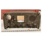 Vintage US Army Signal Radio Receiver
