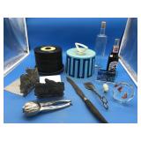 Metal Wolf Bookends & Vntg Disc Go Case &