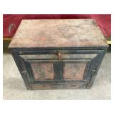Antique Metal Warmer/smoker
