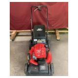 Nice Craftsman Self-propelled gas lawnmower