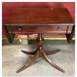 Beautiful Vintage Mahogany Drop Leaf Table