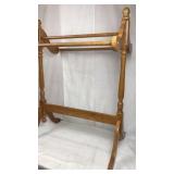 Wood Quilt Rack