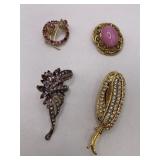 VINTAGE BROOCH LOT