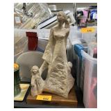 AUSTIN PRODUCTS MOTHER & CHILD SCULPTURE