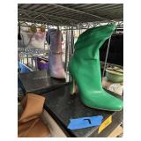 LOT OF NEW SHOES AND OR BOOTS SIZE 7