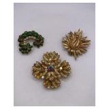 VINTAGE BROOCH LOT