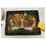LARGE RUSSIAN LACQUER BOX