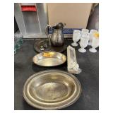 LOT OF SILVERPLATE