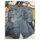 CEZAR JEAN SHORTS SIZE 36