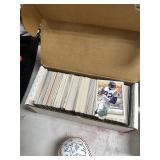 BOX OF MIXED SPORTS CARDS