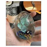 ART GLASS EGG PAPERWEIGHT