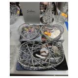 LOT OF CRYSTAL / GLASS PLATTERS