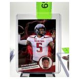 PATRICK MAHOMES FOOTBALL CARD