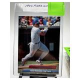 1992 FLEER ULTRA IVAN RODRIGUEZ ROOKIE CARD