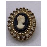 SIGNED CORO CAMEO BROOCH