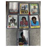 LOT OF 7 FOOTBALL CARDS WALTER PAYTON