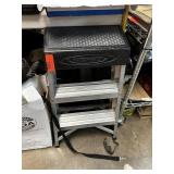 FOLDING WERNER STEP STOOL