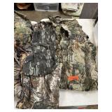 LOT OF HUNTING CLOTHES