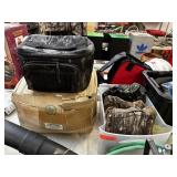LOT OF MIXED HUNTING ITEMS