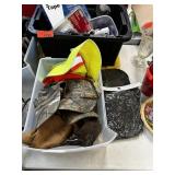 LOT OF MIXED HUNTING ITEMS