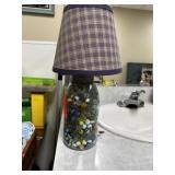 MASON JAR W MARBLES TABLE LAMP
