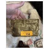 VINTAGE ZIPPER CHANGE PURSE