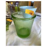 VINTAGE 1920S 30S S&B URANIUM MEASURING GLASS CUP