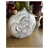 NATIVE AMERICAN POTTERY VESSEL